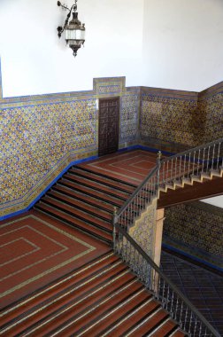 Seville, İspanya 03.23.2019: Puerta de Aragon Pavyonu (Aragon Kapısı) Plaza de Espana - Seville, Endülüs, İspanya