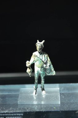 Mainz, Almanya 12.14.2019: Isis ve Magna Mater 'in Roma Sığınağı İçi