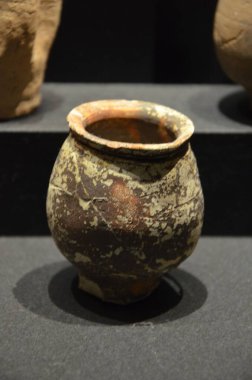 Mainz, Almanya 12.14.2019: Isis ve Magna Mater 'in Roma Sığınağı İçi