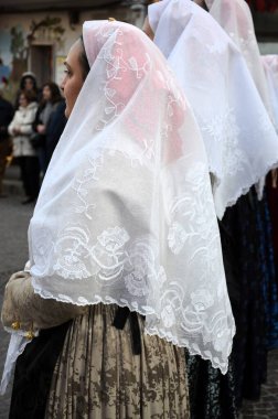 Sant 'Antioco, Sardinya 05.06.2019: Saint Antioco, Sardinya - 04.16.2018: Sant' Antioco dini geçit töreni