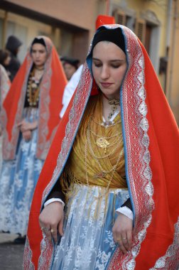 Sant 'Antioco, Sardinya 05.06.2019: Saint Antioco, Sardinya - 04.16.2018: Sant' Antioco dini geçit töreni