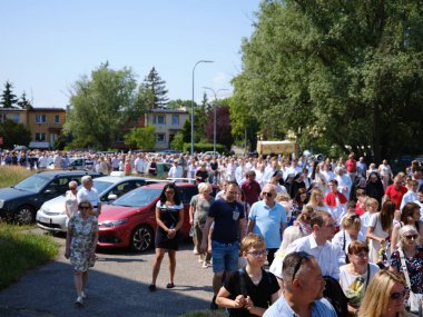 GDANSK, POLAND - 08 Haziran 2023: Orta Avrupa 'da Corpus Christi Katolik bayramı. Gdansk, Polonya.