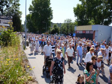 GDANSK, POLAND - 08 Haziran 2023: Orta Avrupa 'da Corpus Christi Katolik bayramı. Gdansk, Polonya.