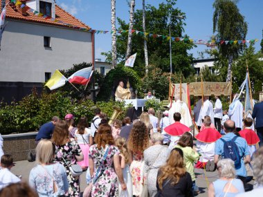 GDANSK, POLAND - 08 Haziran 2023: Orta Avrupa 'da Corpus Christi Katolik bayramı. Gdansk, Polonya.