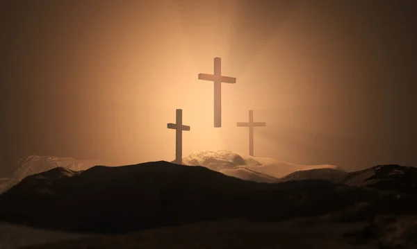 Chrześcijańskie Krokodyle Wzgórzu Wschodzie Słońca Ukrzyżowanie Kalwarii Ilustracja Dramatyczne Światło — Zdjęcie stockowe