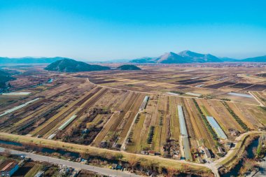 Metkoviç yakınlarındaki Neretva Vadisi 'ndeki Tarım Alanlarının Hava Görüntüsü, Croati