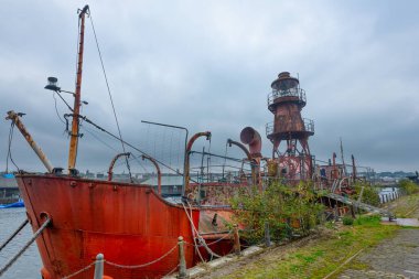 Kuzey Carr, Dundee şehrindeki kuru rıhtımda kalan son İskoç ışık gemisi.