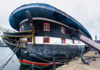 HMS Unicorn, 1824 yılında İskoçya 'nın Dundee kentinde kurulmuş, dünyanın en eski gemilerinden biridir.