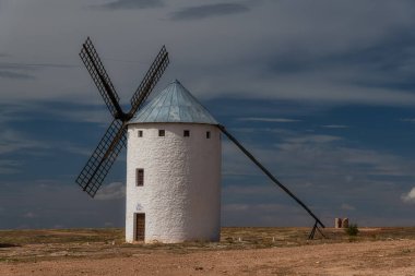 Tierra de Gigantes, Kara Devleri. Molinos de Viento situation on la localidad de Campo de Criptana, Ciudad Real, Spanien