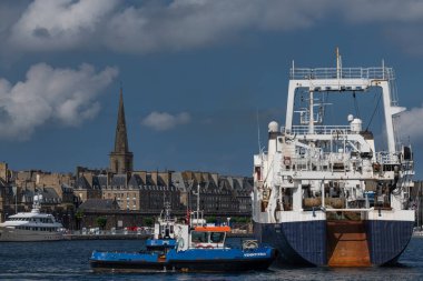 St. Malo Limanı ve Surları Brittany Fransa