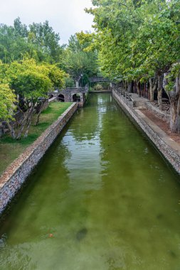 Küçük çeşme, Fonte pequena Alte, Loule, Algarve Portekiz