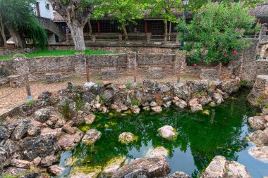 Küçük çeşme, Fonte pequena Alte, Loule, Algarve Portekiz