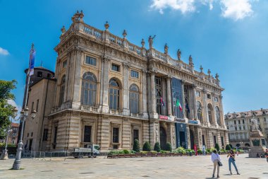 İtalya, Torino 'daki Palazzo Madam Müzesi' ne bakın.