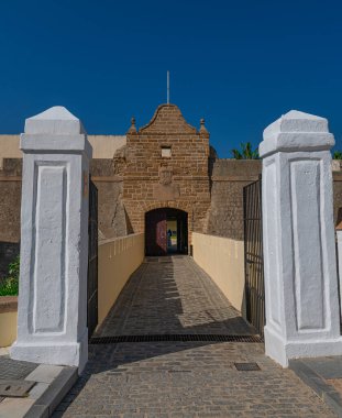 Cadiz şehrindeki Santa Catalina Kalesi, Endülüs 