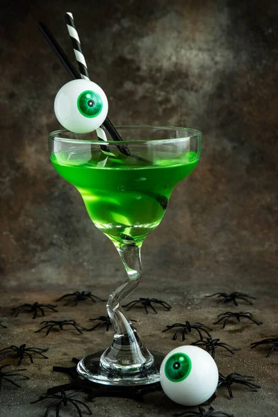 Green Cocktail Halloween Decoration Dark Mystical Background Selective Focus Shallow — Stock Photo, Image