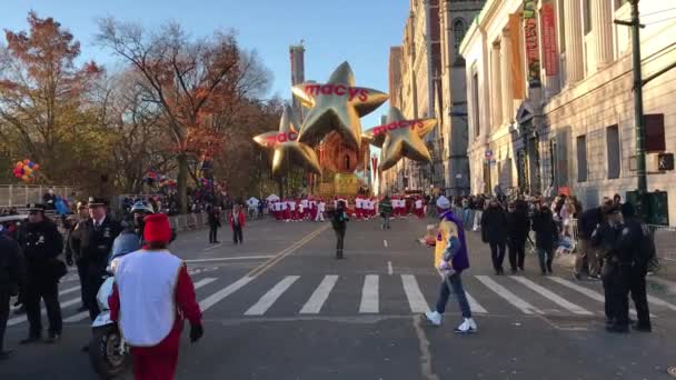 Nueva York City Usa Noviembre 2018 Macy Thanksgiving Day Parade — Vídeo de stock