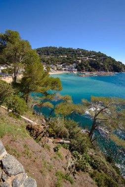 Kosta Brava, Katalonya, Akdeniz 'deki güzel uçurum manzarası