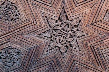 Fas 'ta bir binada eski ahşap kalıp soyut doku