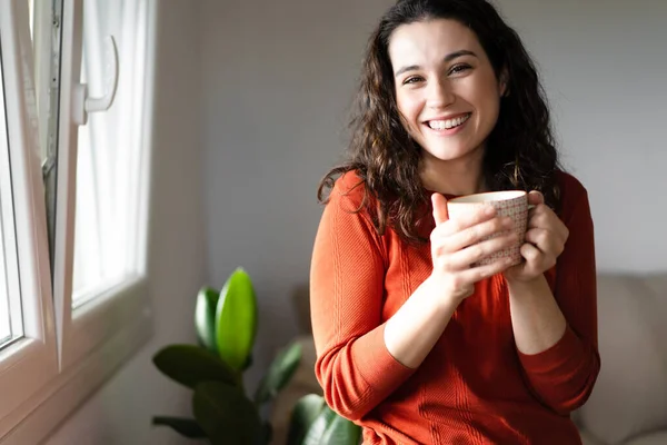 Young Beautiful Woman Laughing While Having Hot Drink Window Home — Stock Photo, Image