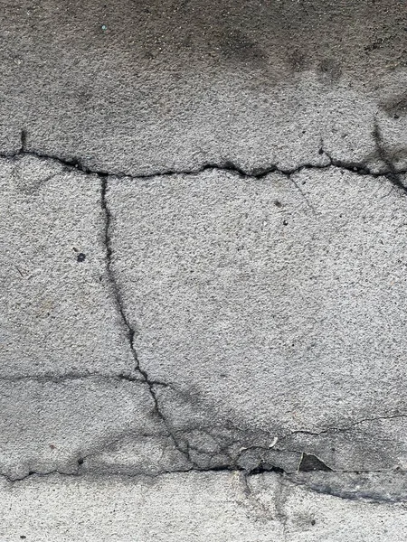 Uma Fotografia Hidrante Fogo Uma Calçada Com Rachaduras Parede Concreto — Fotografia de Stock