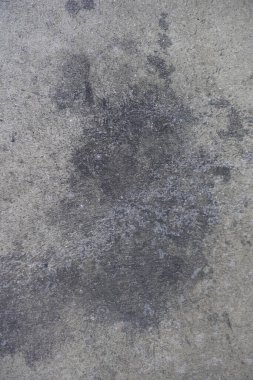 Betondaki kara lekeler..