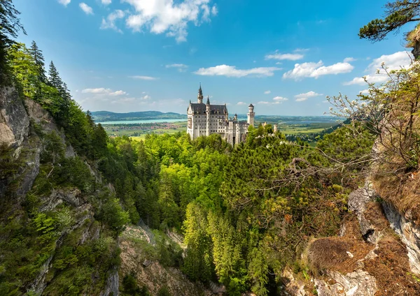 Slot Neuschwanstein Beieren Duitsland Uitzicht Het Kasteel Vallei Zomer — Stockfoto
