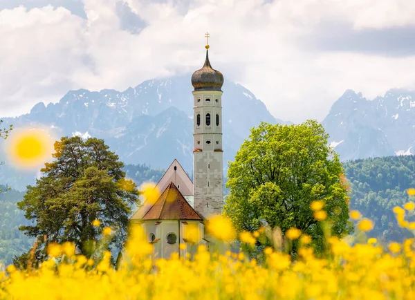 Католицизм Баварии Вид Альпийские Горы — стоковое фото