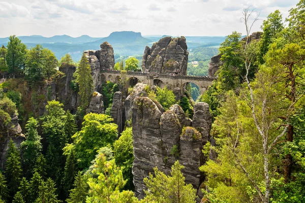 Saxon Switzerland Bastei Vista Ponte Bastei Arqueada — Fotografia de Stock