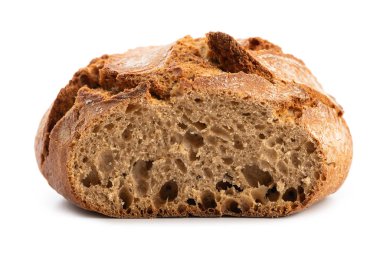 Kırık kabuklu yuvarlak buğday ekmeği. Beyaz arkaplanda izole et