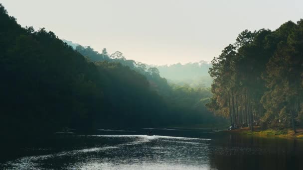 Мирне Озеро Під Час Заходу Сонця Панг Унг Лейк Таїланді — стокове відео