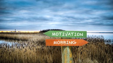 Sokak Imzaya karşı motivasyon ve Mobbing yön yolu