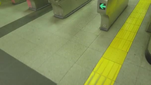 Tóquio Japão Julho 2020 Pagamento Por Telefone Estação Metrô Japão — Vídeo de Stock
