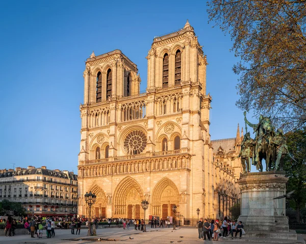 Paris França Abril 2015 Vista Catedral Notre Dame Pôr Sol — Fotografia de Stock
