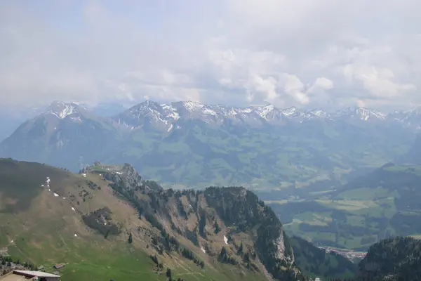 Borazan Sviçre Alp Manzarası Thun Interlaken Yakınlarında Çekilmiş — Stok fotoğraf