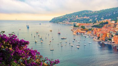Fransız Rivierası 'ndaki Villefranche-Sur-Mer köyü