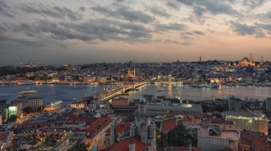 İstanbul 'da akşam vakti, Türkiye