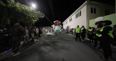 George Town, Exuma, Bahamalar - 4 Ocak 2025: Junkanoo, İngiliz sömürgelerinde Afrika köleliği döneminde yapılmış ve 1700 'lere dayandığı söylenen bir festivaldir.