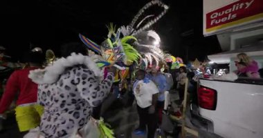 George Town, Exuma, Bahamalar - 4 Ocak 2025: Junkanoo, İngiliz sömürgelerinde Afrika köleliği döneminde yapılmış ve 1700 'lere dayandığı söylenen bir festivaldir.