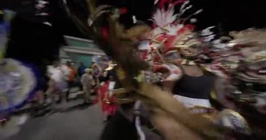 George Town, Exuma, Bahamalar - 4 Ocak 2025: Junkanoo, İngiliz sömürgelerinde Afrika köleliği döneminde yapılmış ve 1700 'lere dayandığı söylenen bir festivaldir.