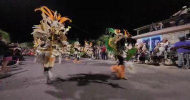 George Town, Exuma, Bahamalar - 4 Ocak 2025: Junkanoo, İngiliz sömürgelerinde Afrika köleliği döneminde yapılmış ve 1700 'lere dayandığı söylenen bir festivaldir.