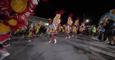 George Town, Exuma, Bahamalar - 4 Ocak 2025: Junkanoo, İngiliz sömürgelerinde Afrika köleliği döneminde yapılmış ve 1700 'lere dayandığı söylenen bir festivaldir.