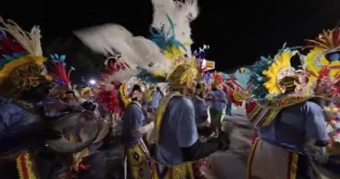 George Town, Exuma, Bahamalar - 4 Ocak 2025: Junkanoo, İngiliz sömürgelerinde Afrika köleliği döneminde yapılmış ve 1700 'lere dayandığı söylenen bir festivaldir.