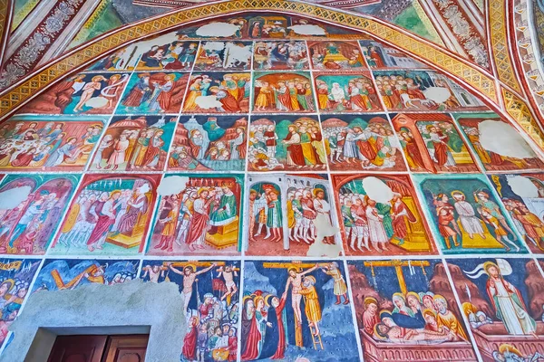 Ascona Szwajcaria Marca 2022 Kolorowe Freski Historyczne Ścianie Kościoła Santa — Zdjęcie stockowe