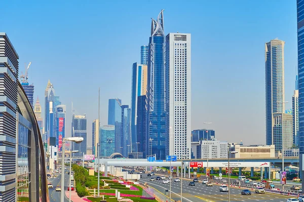 Dubai Emiratos Árabes Unidos Marzo 2020 Camino Sheikh Zayed Bordeado — Foto de Stock