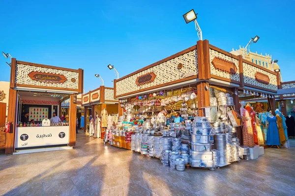 美国迪拜 2020年3月6日 3月6日 迪拜全球村科威特馆的商店在迪拜提供炊具 香水和其他商品 — 图库照片