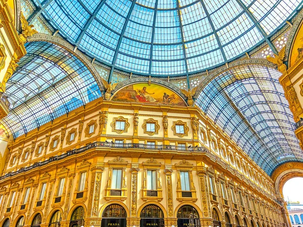 Milán Italia Abril 2022 Pared Galleria Vittorio Emanuele Con Boutiques — Foto de Stock
