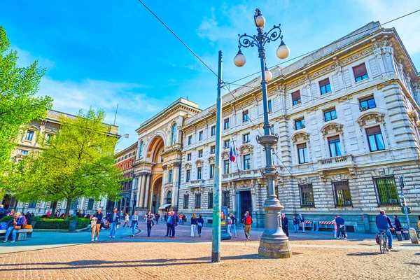 Milan Włochy Kwiecień 2022 Duży Portal Wejściowy Gallerii Vittorio Emanuele — Zdjęcie stockowe