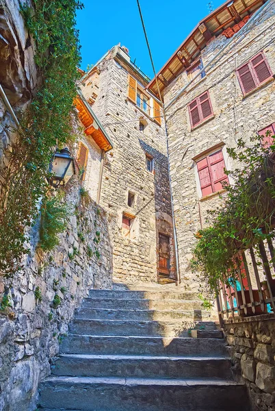 Narrow Hilly Streets Long Stone Staircases Old Mountain Settlement Albogasio — Stock Photo, Image