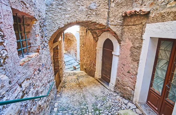 Walk Medieval Stone Descent Arched Pass Vintage Living House Albogasio — Stock Photo, Image