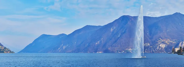Panorama Kristallklar Luganosjön Med Getto Acqua Vatten Jet Bukten Lugano — Stockfoto